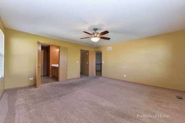 826 Phelps Lane, Shorewood, IL 60404