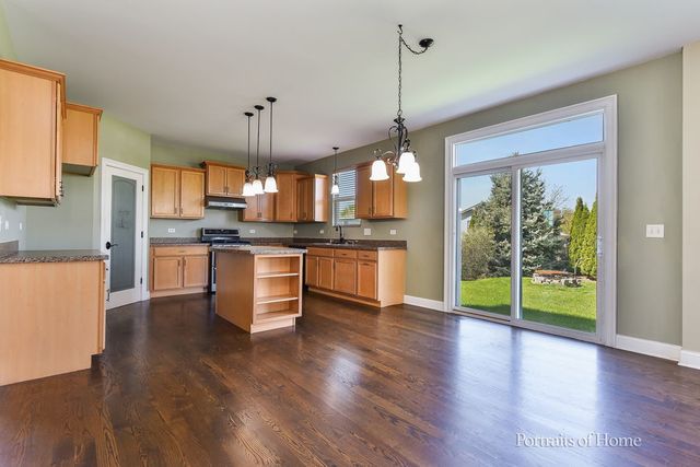 826 Phelps Lane, Shorewood, IL 60404