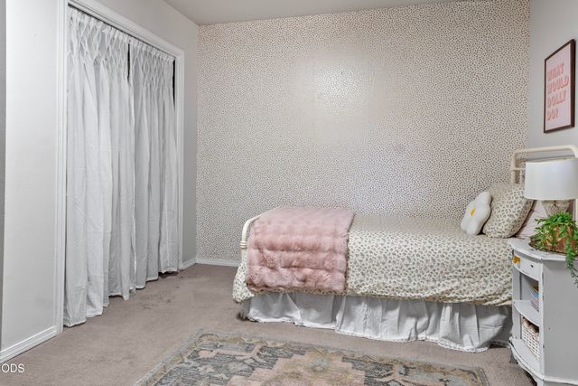 1941 NE Desert Court, Bend, OR 97701