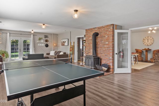 1941 NE Desert Court, Bend, OR 97701