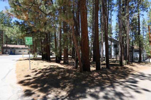 689 Summit Boulevard, Big Bear, CA 92315