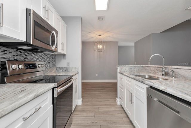 9481 HIGHLAND OAK DRIVE 1506, Tampa, FL 33647