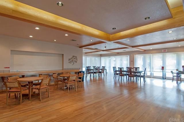 6350 Genesee Avenue 320, San Diego, CA 92122
