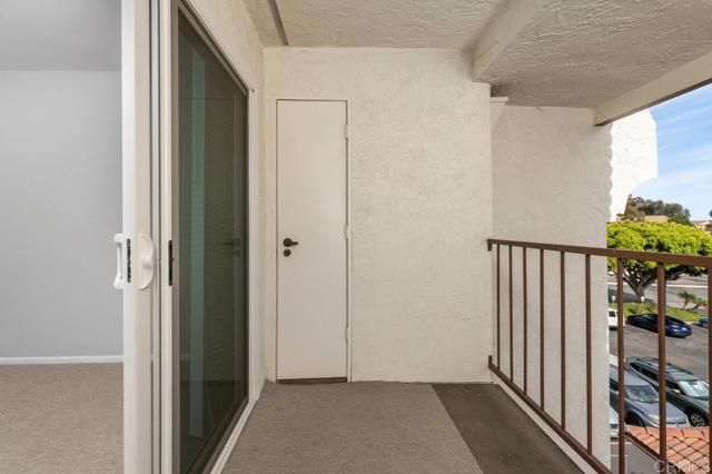 6350 Genesee Avenue 320, San Diego, CA 92122