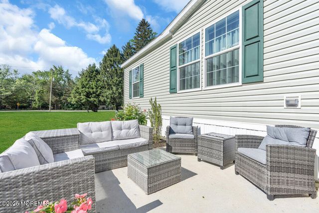 120 Circle Drive, Manchester, NJ 08759