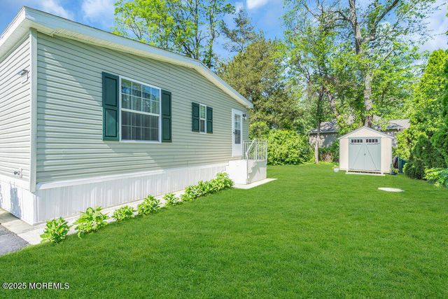 120 Circle Drive, Manchester, NJ 08759