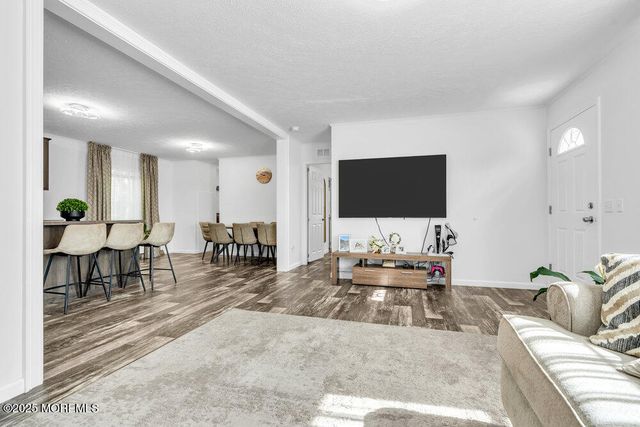 120 Circle Drive, Manchester, NJ 08759