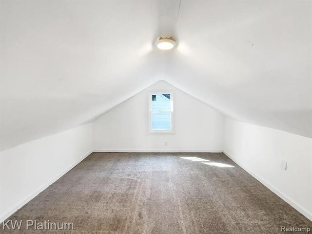 20612 Kingsville Street, Harper Woods, MI 48225