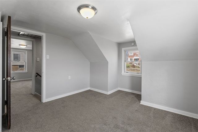 2123 Worton Blvd, West Mifflin, PA 15122