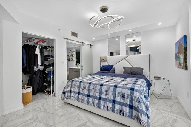 347 N New River Drive 807, Fort Lauderdale, FL 33301