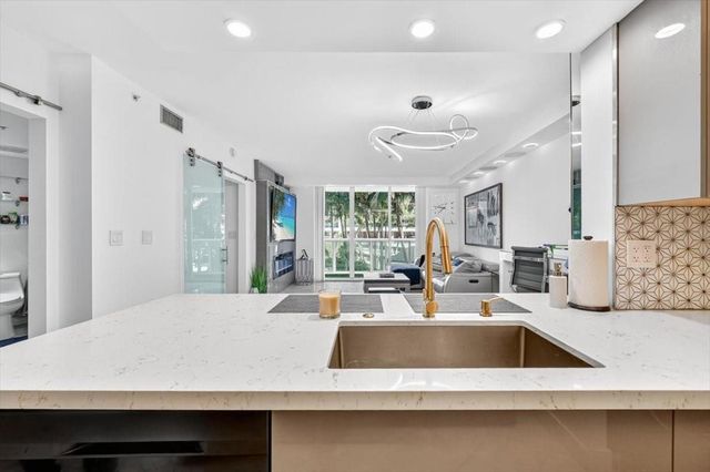 347 N New River Drive 807, Fort Lauderdale, FL 33301