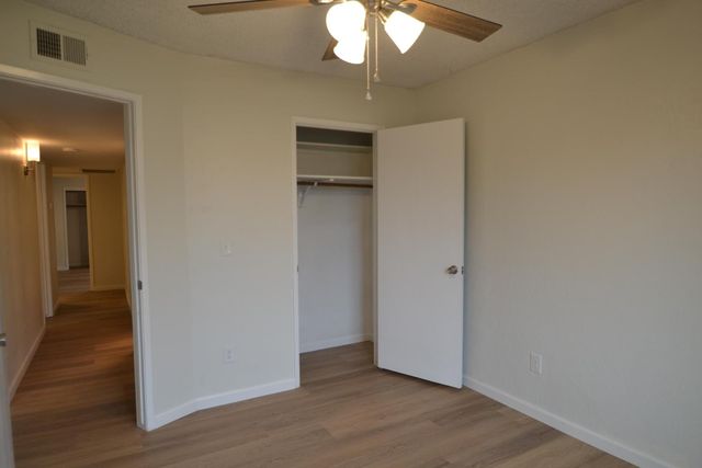 332 W Indianapolis Avenue, Clovis, CA 93612