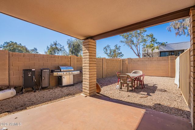 16848 N 40TH Avenue, Phoenix, AZ 85053