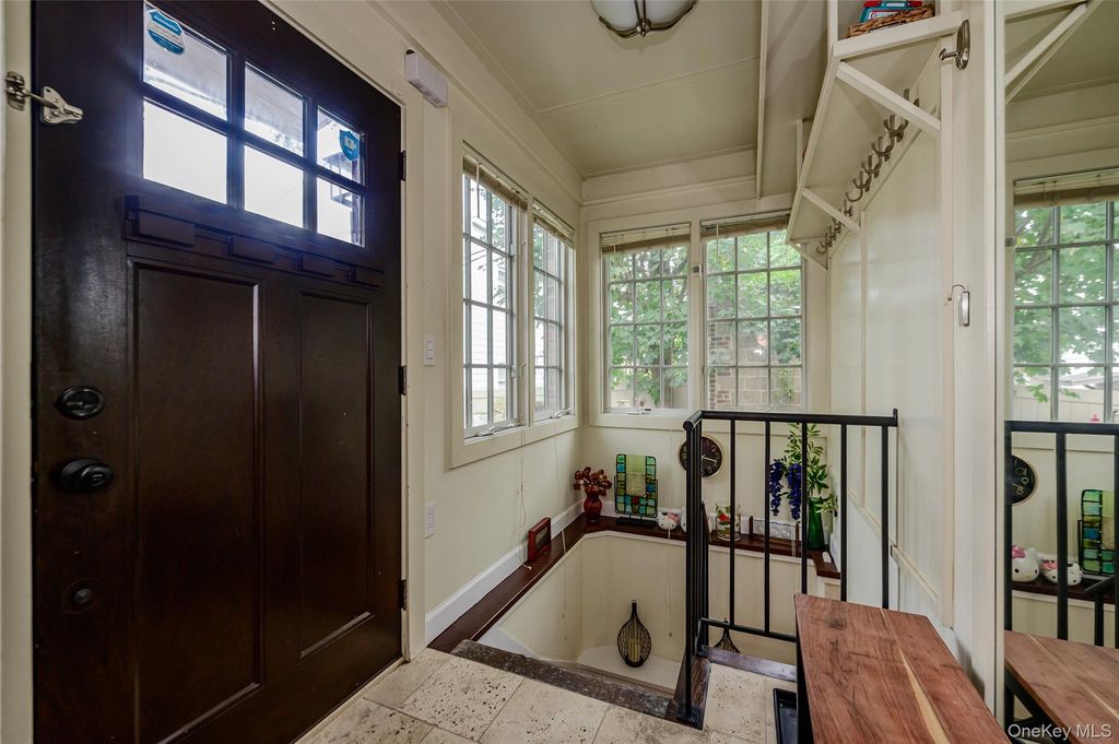 48 Clarendon Avenue, Yonkers, NY 10701 — photo 2