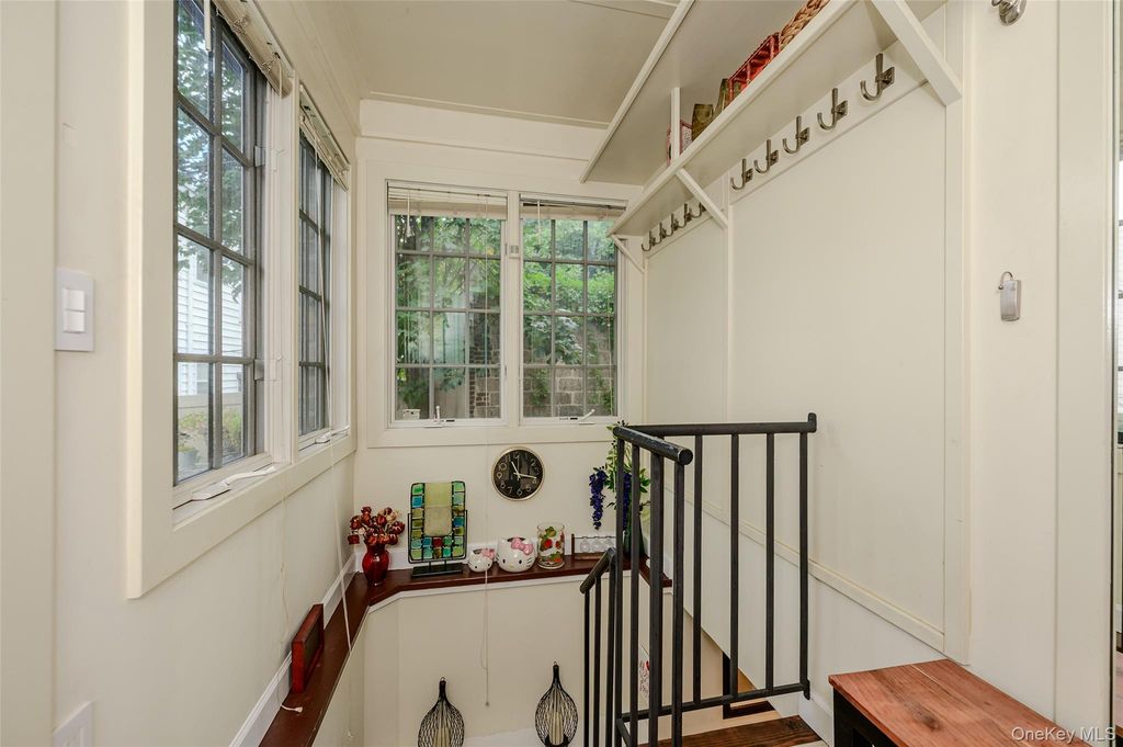 48 Clarendon Avenue, Yonkers, NY 10701 — photo 3