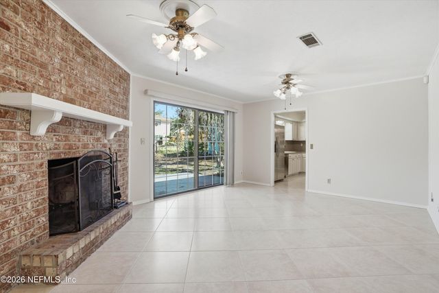 5375 JOHN REYNOLDS Drive, Jacksonville, FL 32277