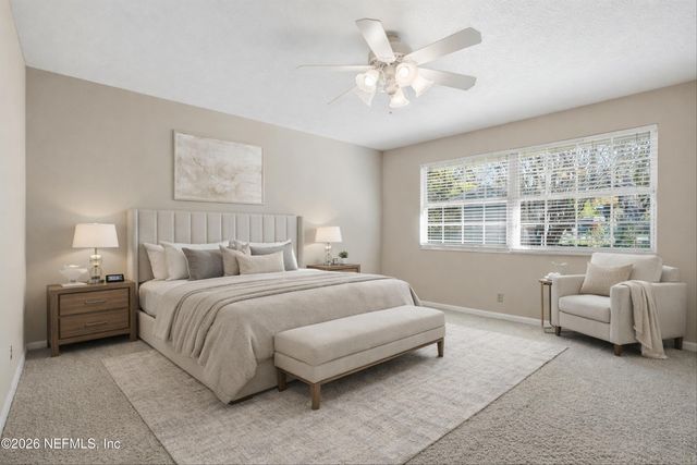 5375 JOHN REYNOLDS Drive, Jacksonville, FL 32277