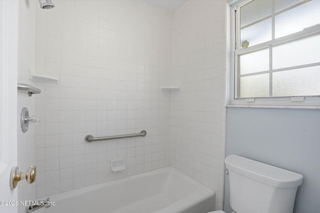 5375 JOHN REYNOLDS Drive, Jacksonville, FL 32277