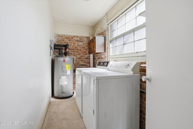 5375 JOHN REYNOLDS Drive, Jacksonville, FL 32277