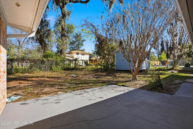 5375 JOHN REYNOLDS Drive, Jacksonville, FL 32277