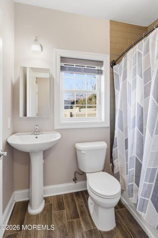 40 Bensonhurst Avenue, Fords, NJ 08863