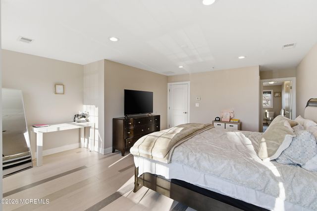 40 Bensonhurst Avenue, Fords, NJ 08863