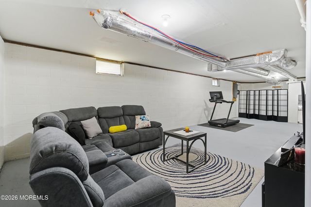 40 Bensonhurst Avenue, Fords, NJ 08863