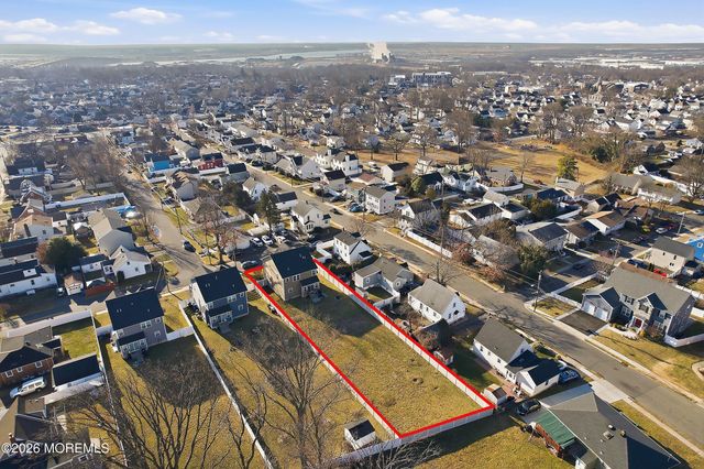 40 Bensonhurst Avenue, Fords, NJ 08863