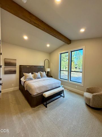 56481 Sunstone Loop Lot 111, Bend, OR 97707