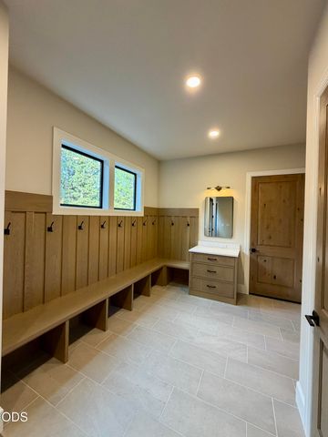 56481 Sunstone Loop Lot 111, Bend, OR 97707