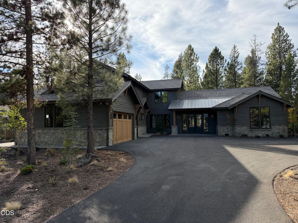 56481 Sunstone Loop Lot 111, Bend, OR 97707