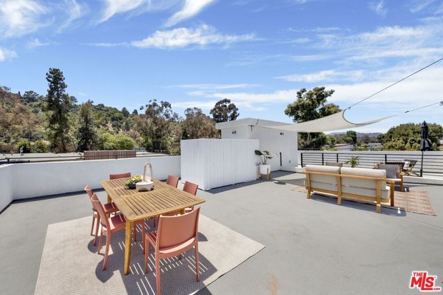 2651 N Rich St, Los Angeles, CA 90039