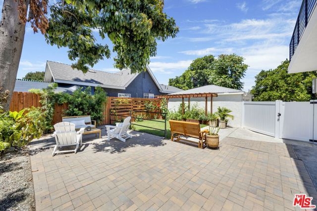 2651 N Rich St, Los Angeles, CA 90039