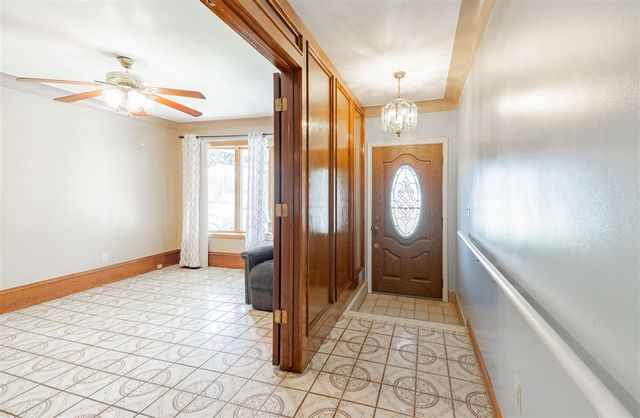 15099 Reeck Road, Southgate, MI 48195