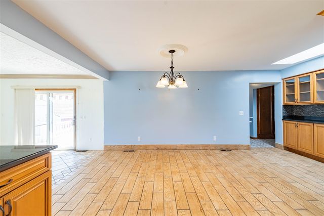 15099 Reeck Road, Southgate, MI 48195