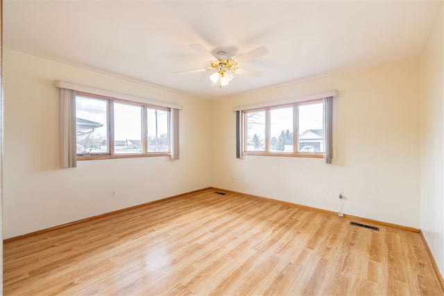 15099 Reeck Road, Southgate, MI 48195