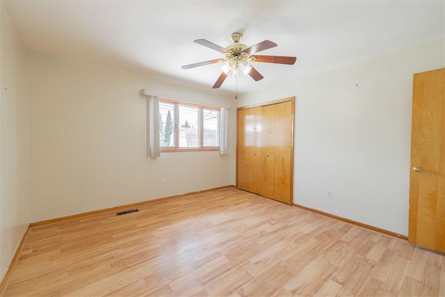 15099 Reeck Road, Southgate, MI 48195