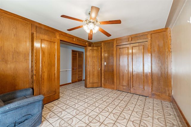 15099 Reeck Road, Southgate, MI 48195