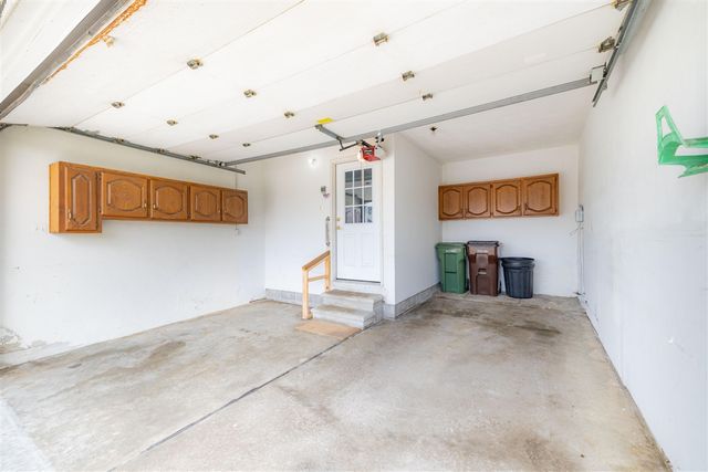 15099 Reeck Road, Southgate, MI 48195