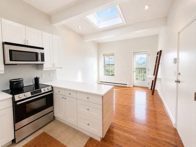 38 Williams St D, Chelsea, MA 02150