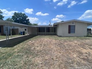 703 E FORMOSA BLVD, San Antonio, TX 78221
