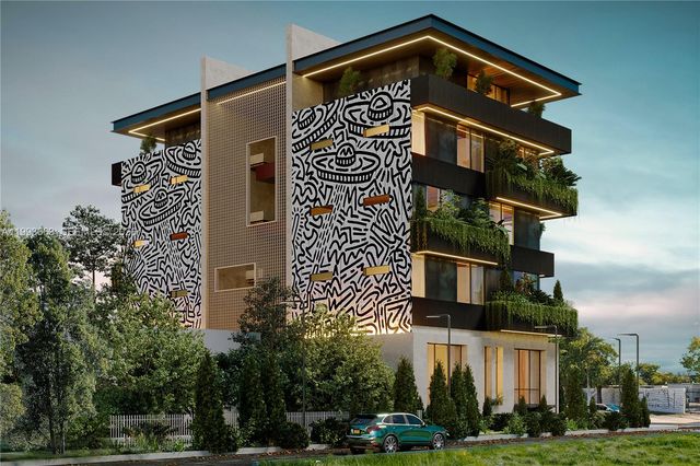 599 NW 33rd St, Miami, FL 33127