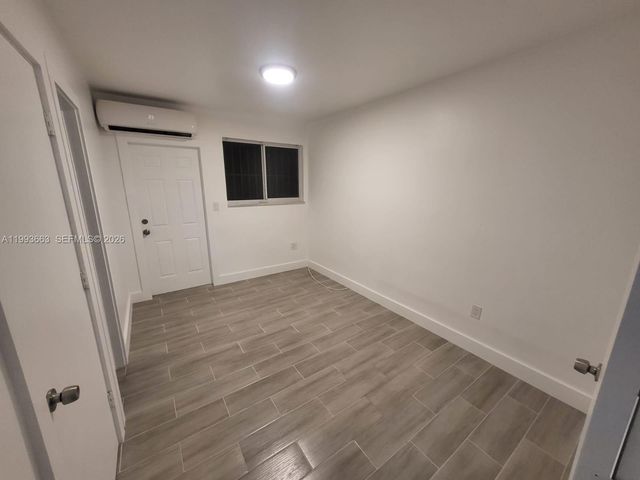 599 NW 33rd St, Miami, FL 33127