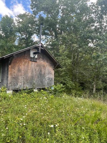 2607 Royalty Ridge Road, Willisburg, KY 40078