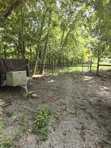 2607 Royalty Ridge Road, Willisburg, KY 40078