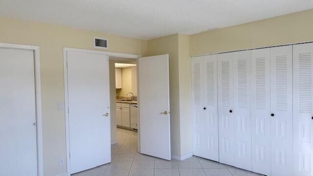 1526 SE Royal Green Cir Apt L107, Port St Lucie, FL 34952