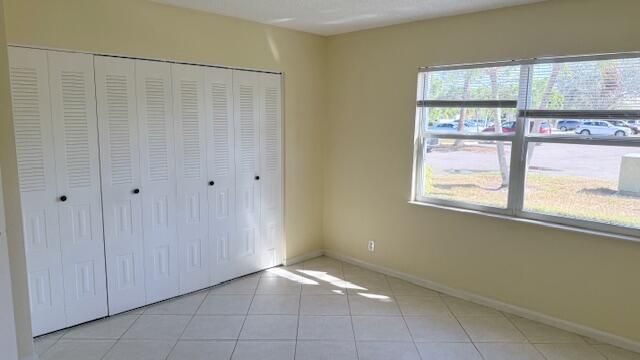 1526 SE Royal Green Cir Apt L107, Port St Lucie, FL 34952