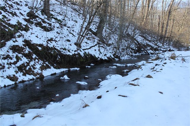 221 Two Mile Run Road, Ligonier Twp, PA 15658