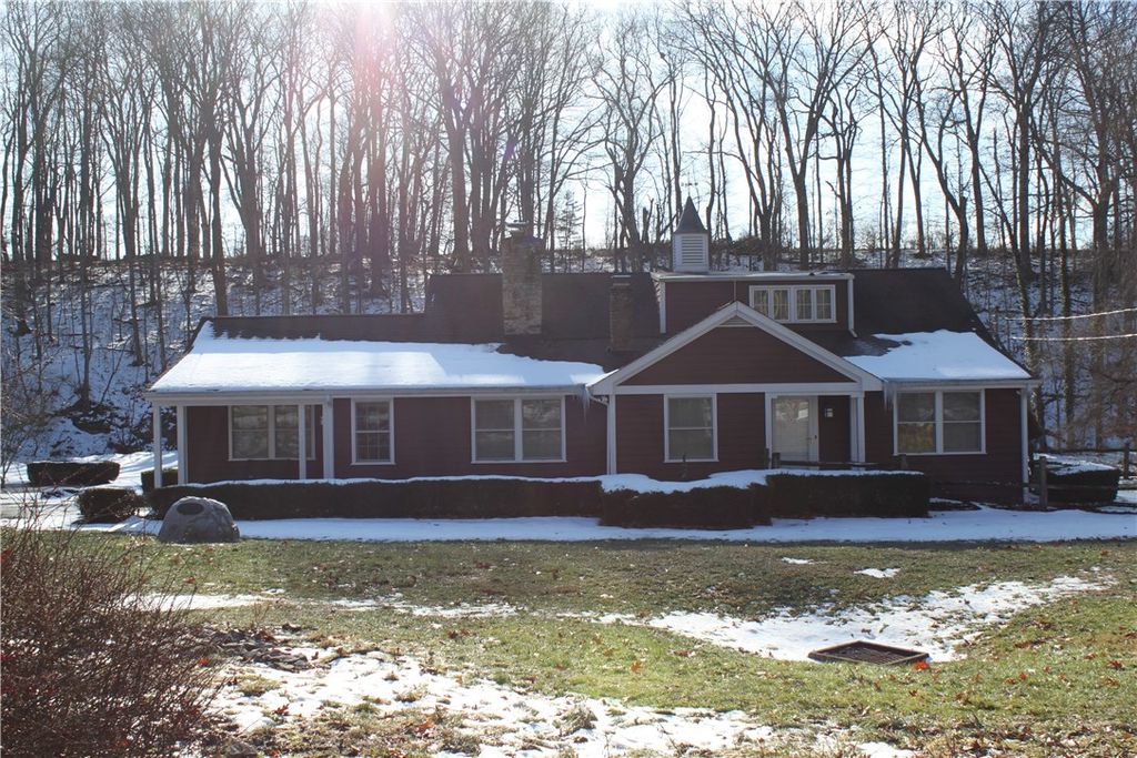 221 Two Mile Run Road, Ligonier Twp, PA 15658