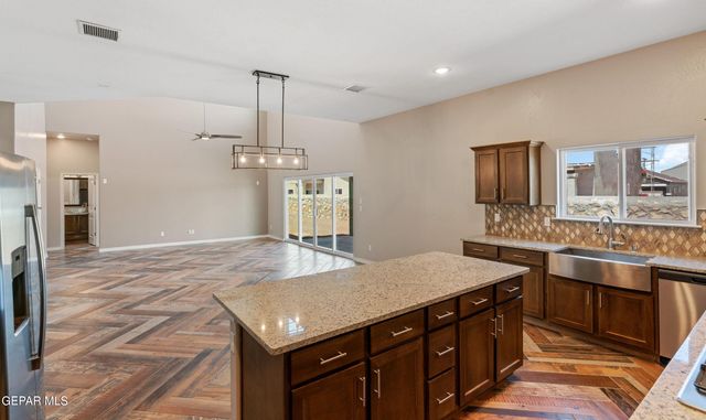 3880 Object Pl, El Paso, TX 79938